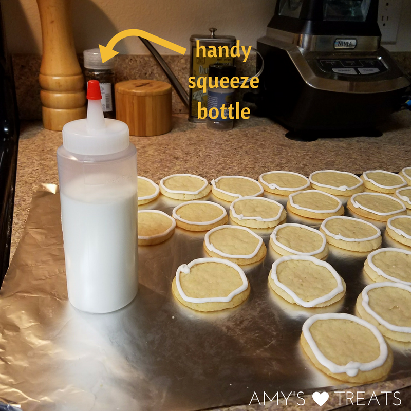 Thinned out royal icing in a squeeze bottle for flooding